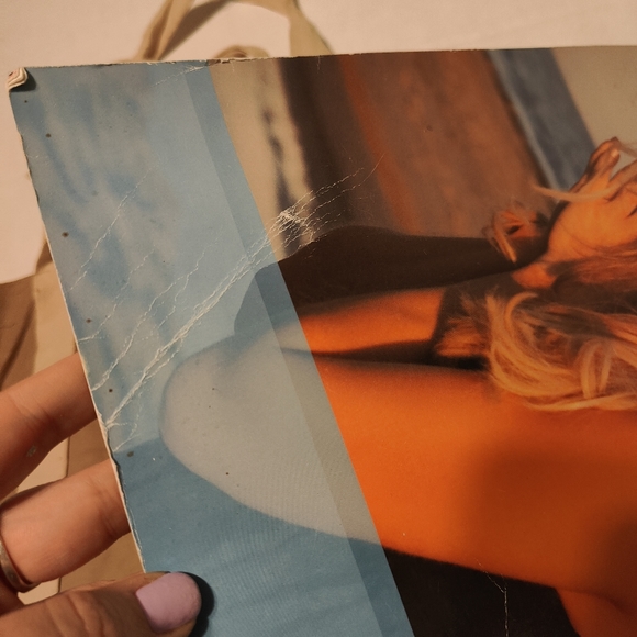 Carrie Underwood 2008 Carnival Ride Tour Book - Picture 6 of 11